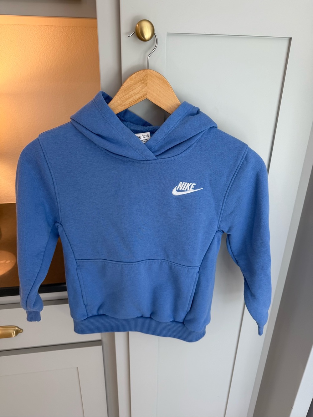 Nike Youth Hooded Sweatshirt in periwinkle with White Logo size 7